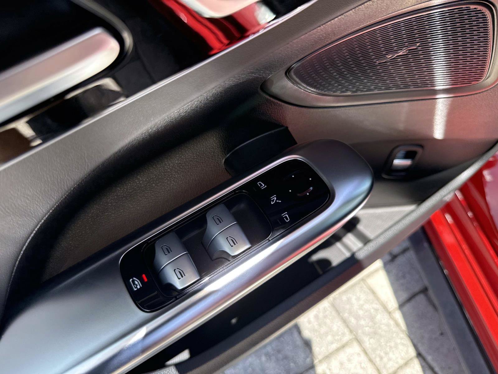 Certified 2023 Mercedes-Benz C 43 AMG 4MATIC Sedan image 17