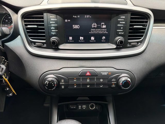 Used 2020 Kia Sorento LX FWD image 27