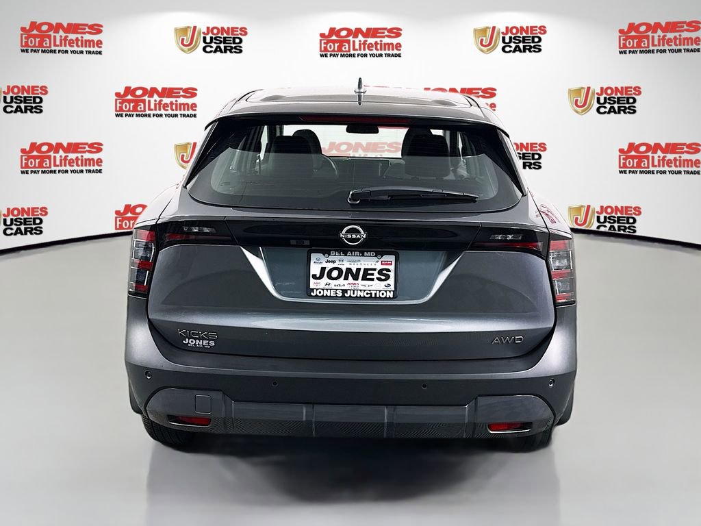 Certified 2025 Nissan Kicks S w/ Charging Package image 14