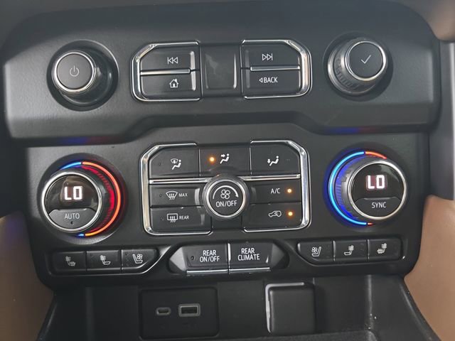 Used 2021 Chevrolet Tahoe High Country w/ Premium Package AWD/4WD image 37