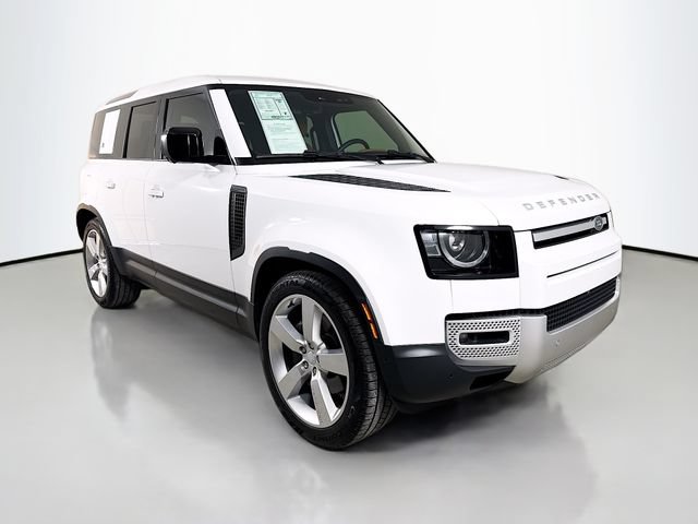 Certified 2024 Land Rover Defender 110 SE AWD/4WD image 3