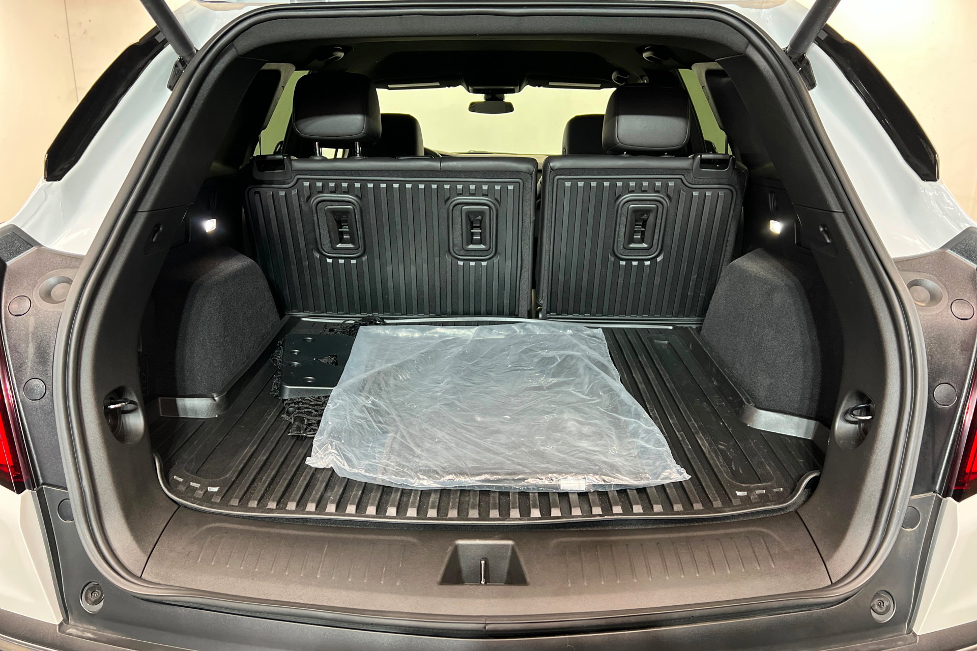 New 2025 Cadillac XT5 Luxury w/ LPO, Floor Liner Package image 23