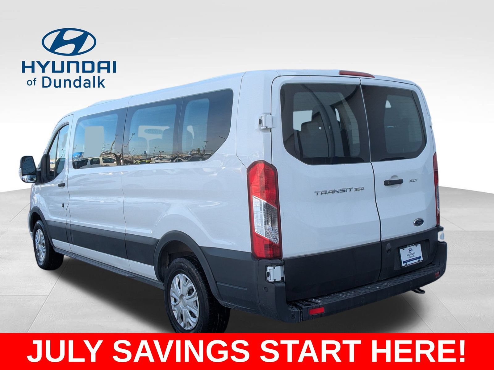 Used 2022 Ford Transit 350 XLT RWD image 3