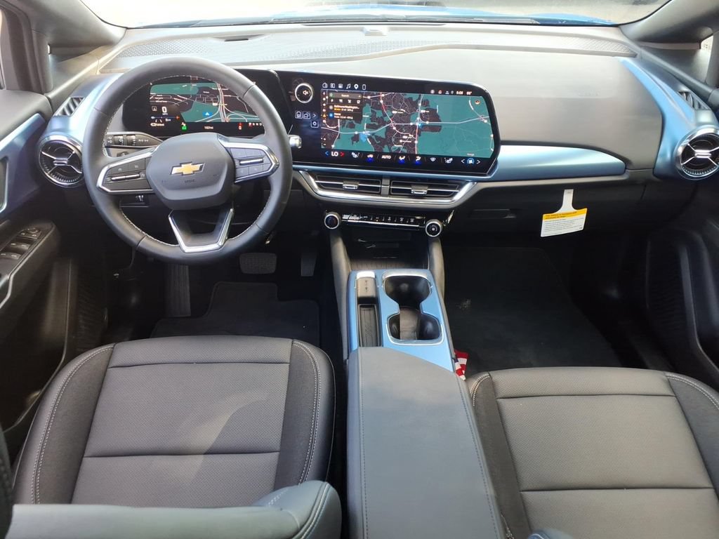 New 2026 Chevrolet Equinox EV LT AWD/4WD image 18