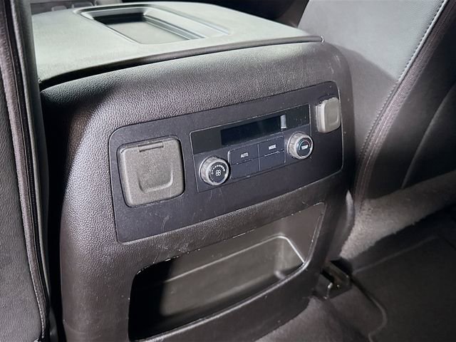 Used 2019 Chevrolet Suburban LT AWD/4WD image 28