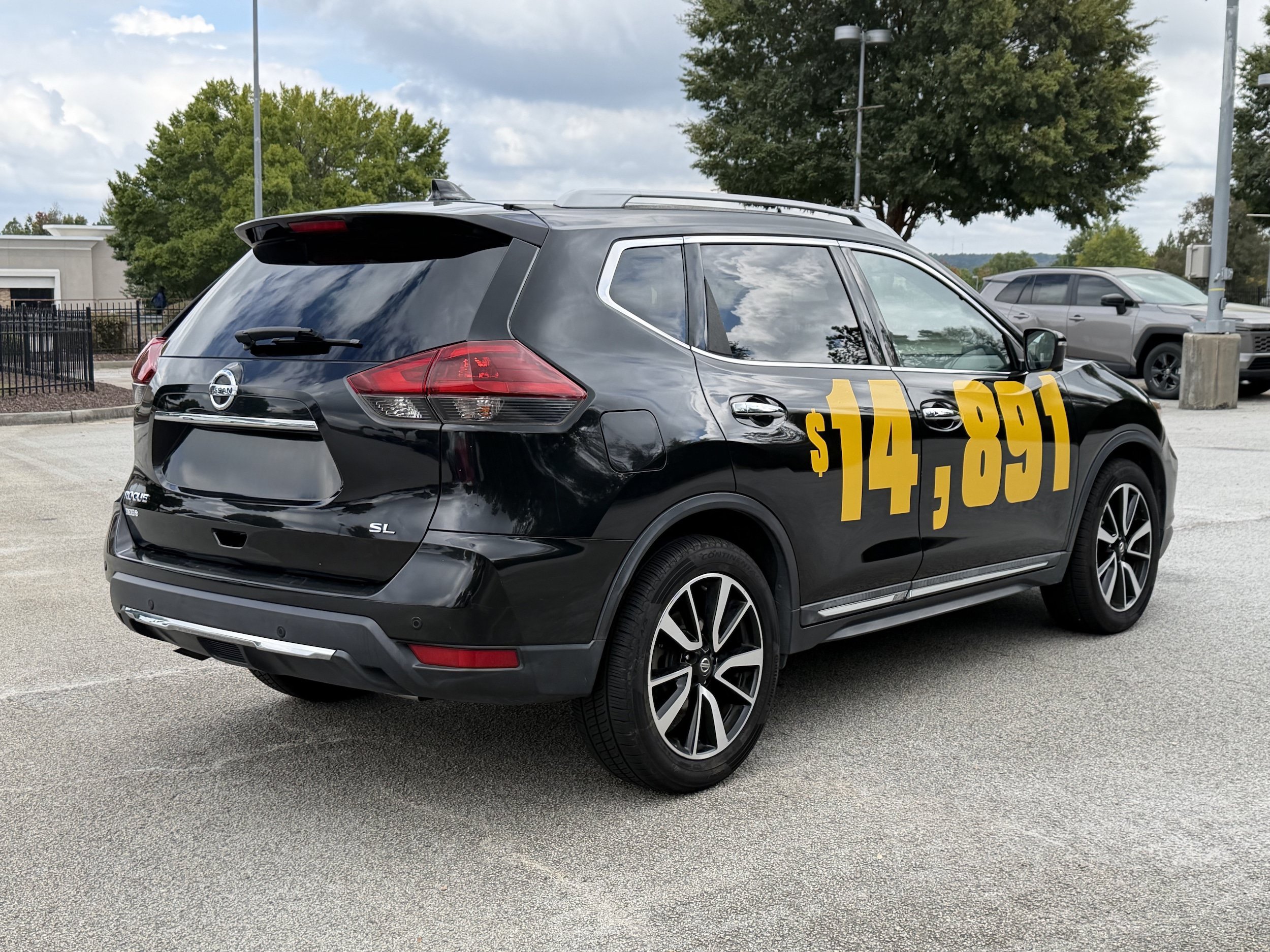 Used 2019 Nissan Rogue SL FWD image 31