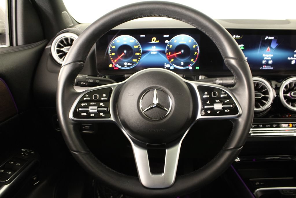 Used 2023 Mercedes-Benz GLA 250 image 9