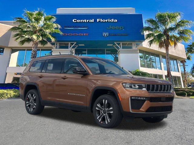 New 2027 Jeep Grand Cherokee L Limited RWD image 2