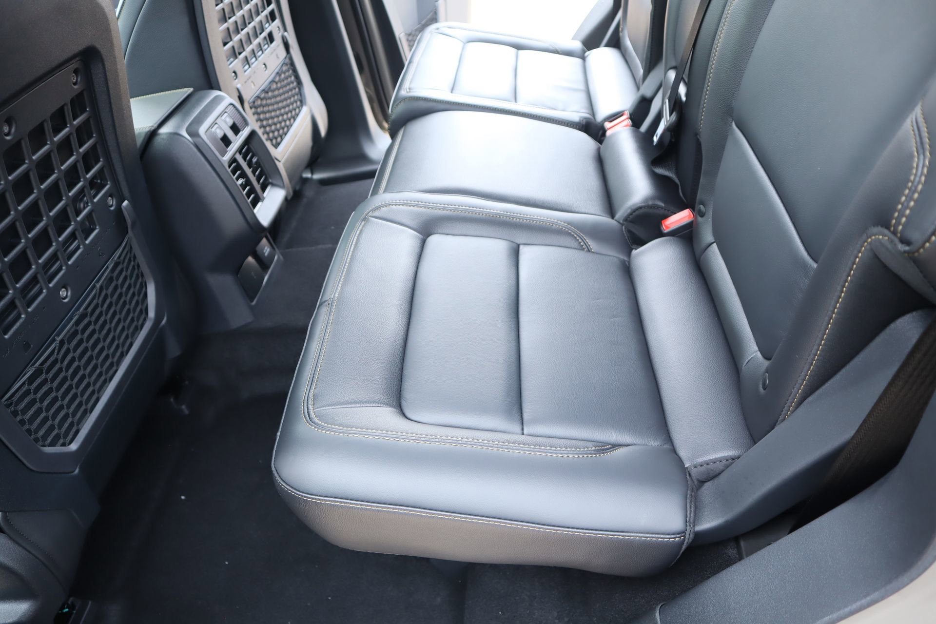 New 2026 Ford Bronco Badlands AWD/4WD image 13