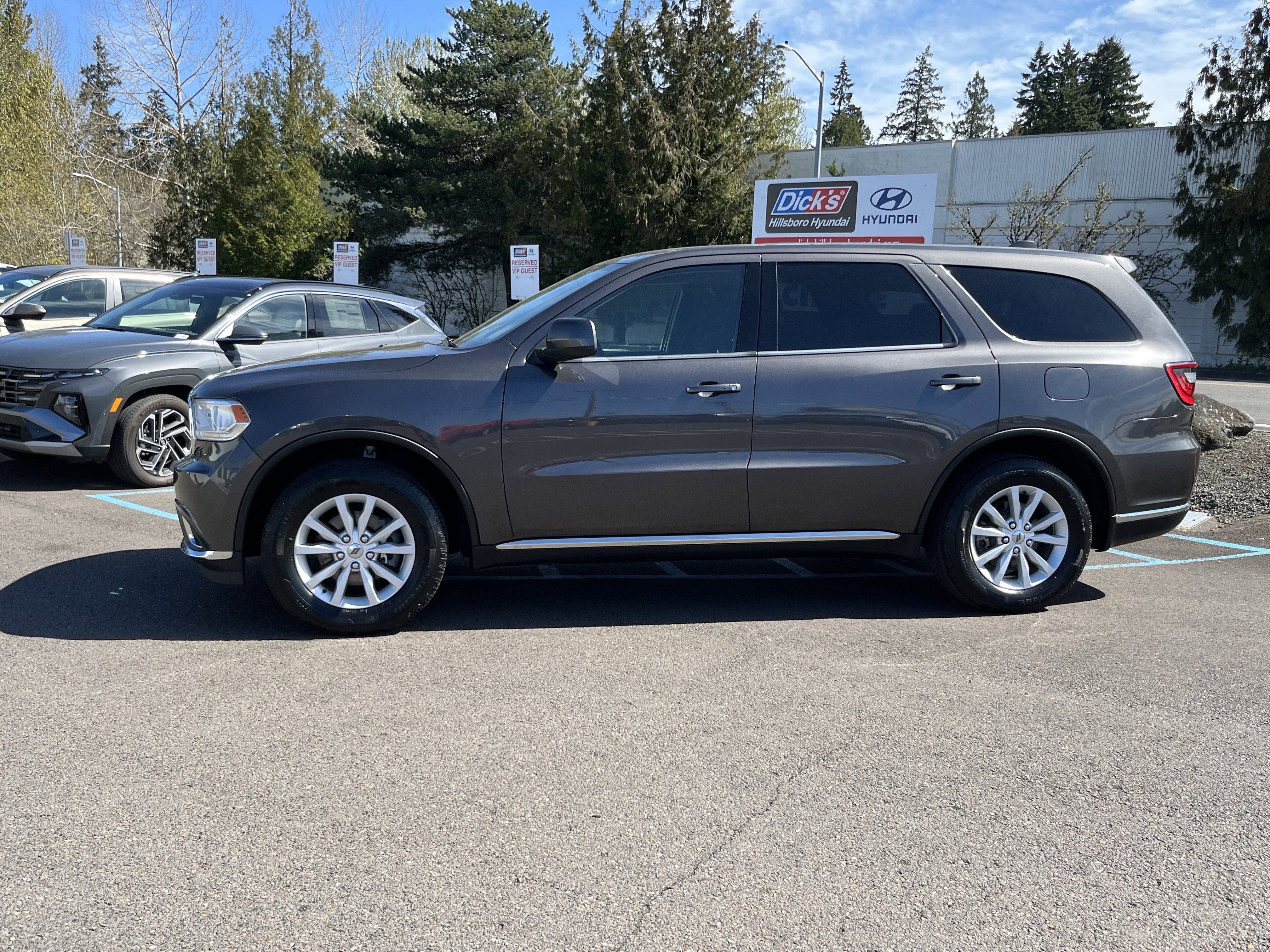 Used 2019 Dodge Durango SXT w/ Trailer Tow Group IV image 2
