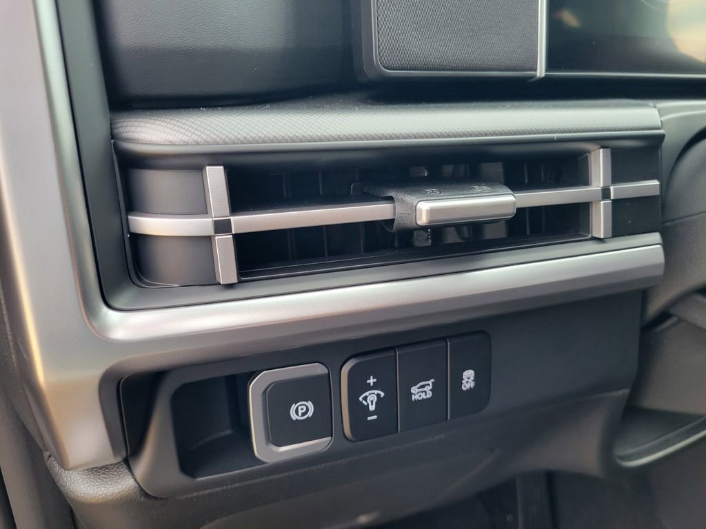 New 2026 Hyundai Santa Fe SE AWD/4WD image 17
