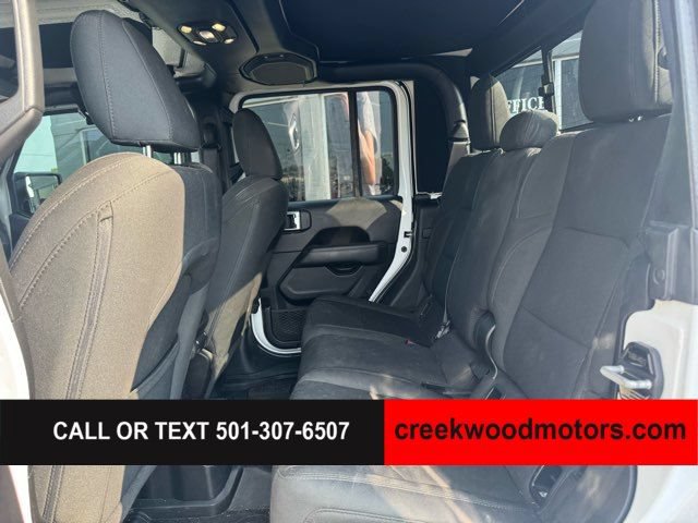 Used 2020 Jeep Gladiator Overland w/ Safety Group AWD/4WD image 12
