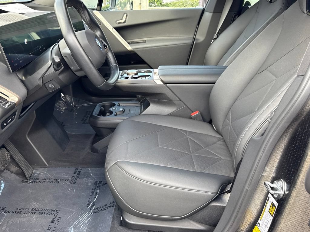 Certified 2024 BMW iX xDrive50 w/ Sport Package AWD/4WD image 19