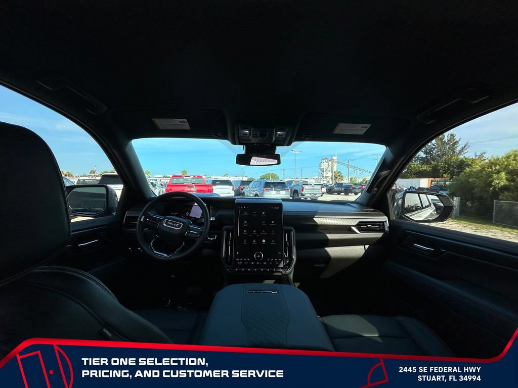 Used 2025 GMC Yukon AT4 AWD/4WD image 28