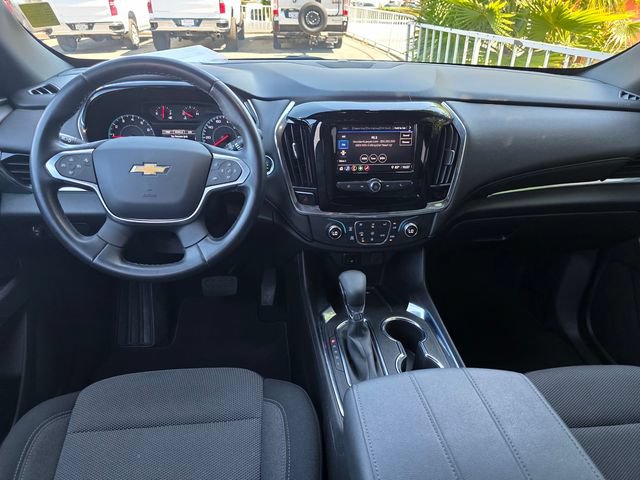 Used 2023 Chevrolet Traverse LT w/ LPO, Cargo Package FWD image 15