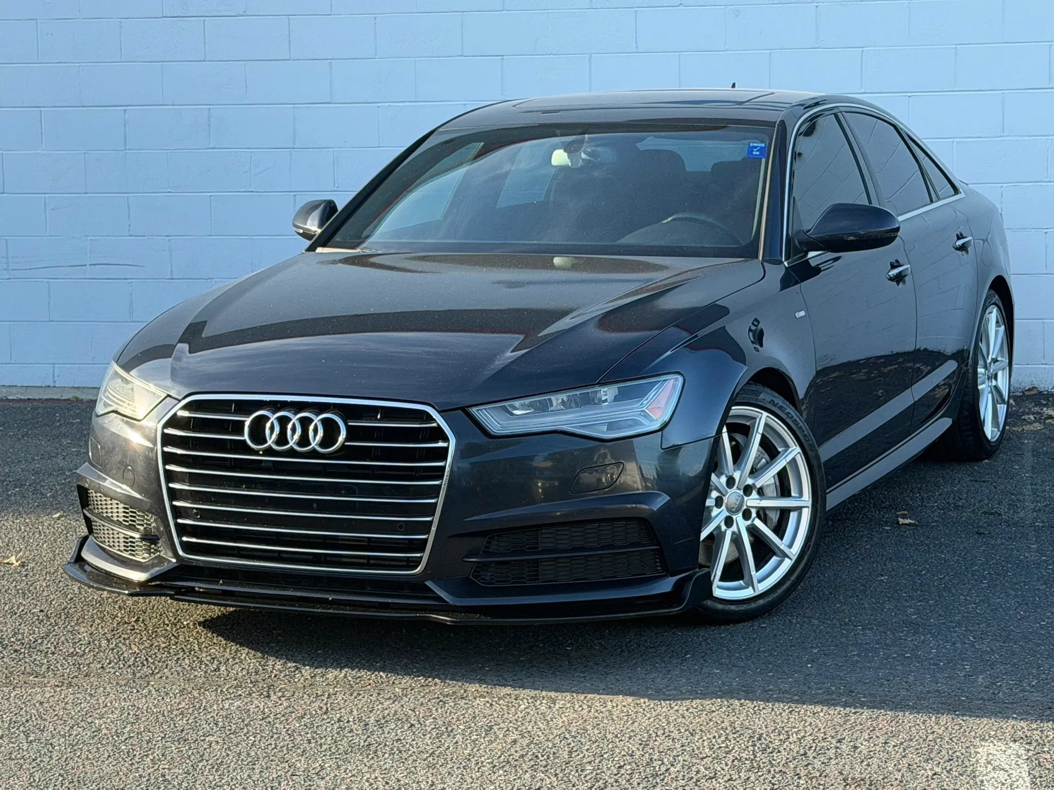 Used 2018 Audi A6 2.0T Premium Plus w/ Premium Plus Package FWD image 1