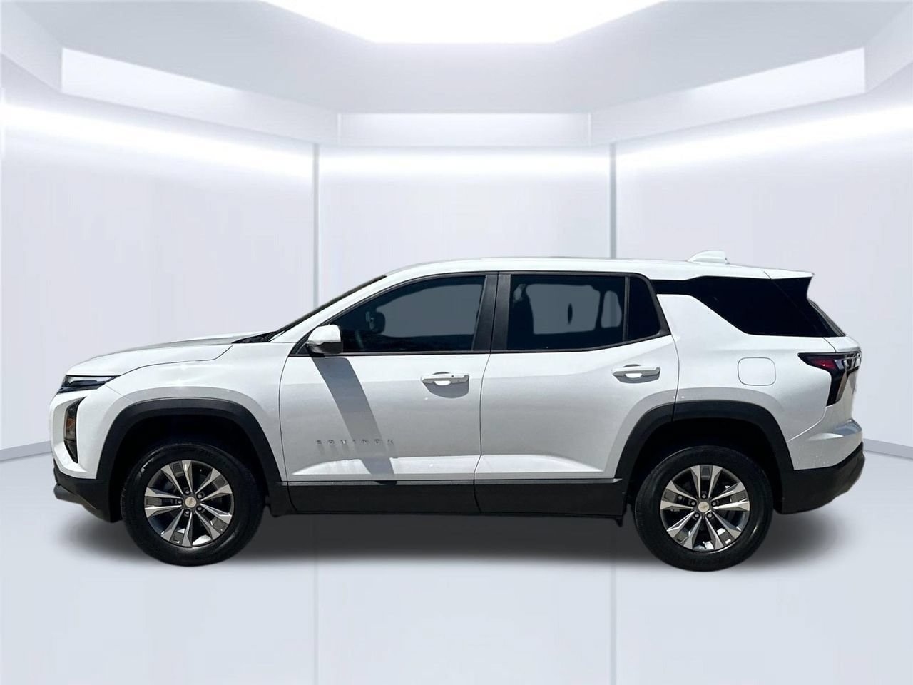 New 2027 Chevrolet Equinox LT FWD image 2