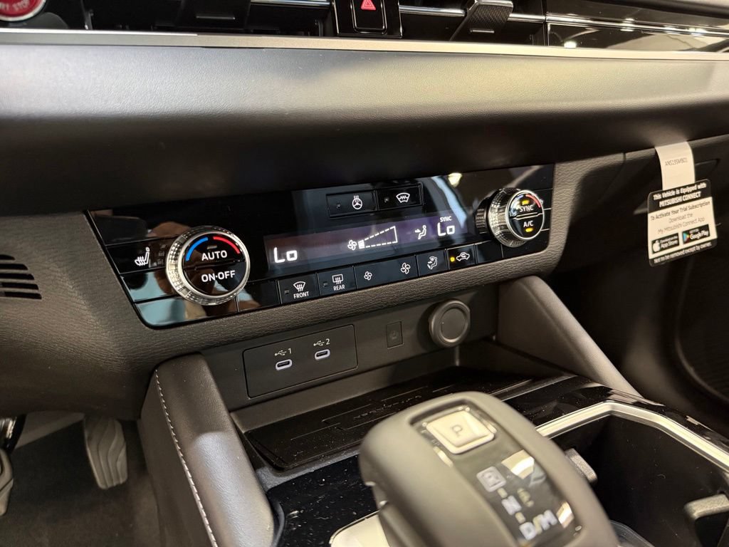 New 2026 Mitsubishi Outlander AWD image 18