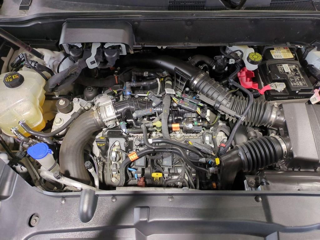 Certified 2022 Lincoln Nautilus Reserve w/ Equipment Group 202A image 33