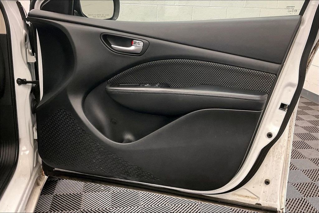 Used 2015 Dodge Dart SXT image 21
