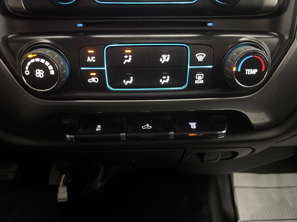 Used 2015 Chevrolet Silverado 2500 LT w/ LT Convenience Package AWD/4WD image 30