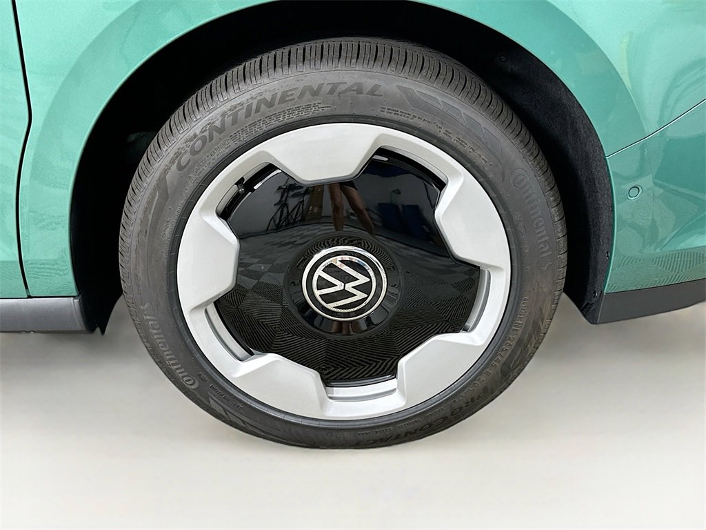 New 2025 Volkswagen ID. Buzz Pro S Plus image 24