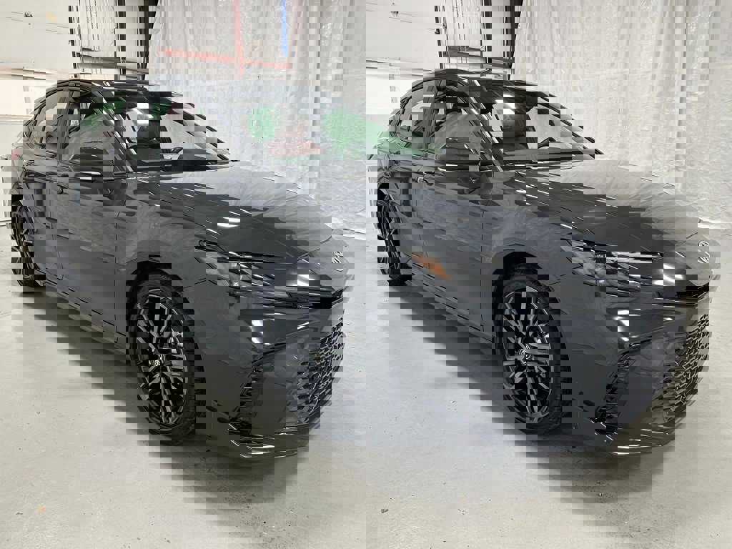 Used 2025 Toyota Camry XSE