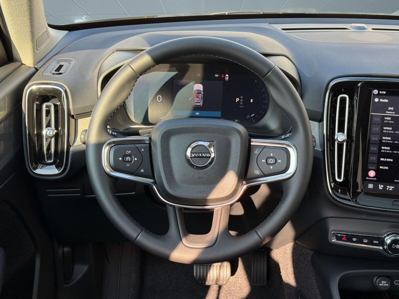 New 2026 Volvo XC40 B5 Plus w/ Protection Package Premier AWD/4WD image 11