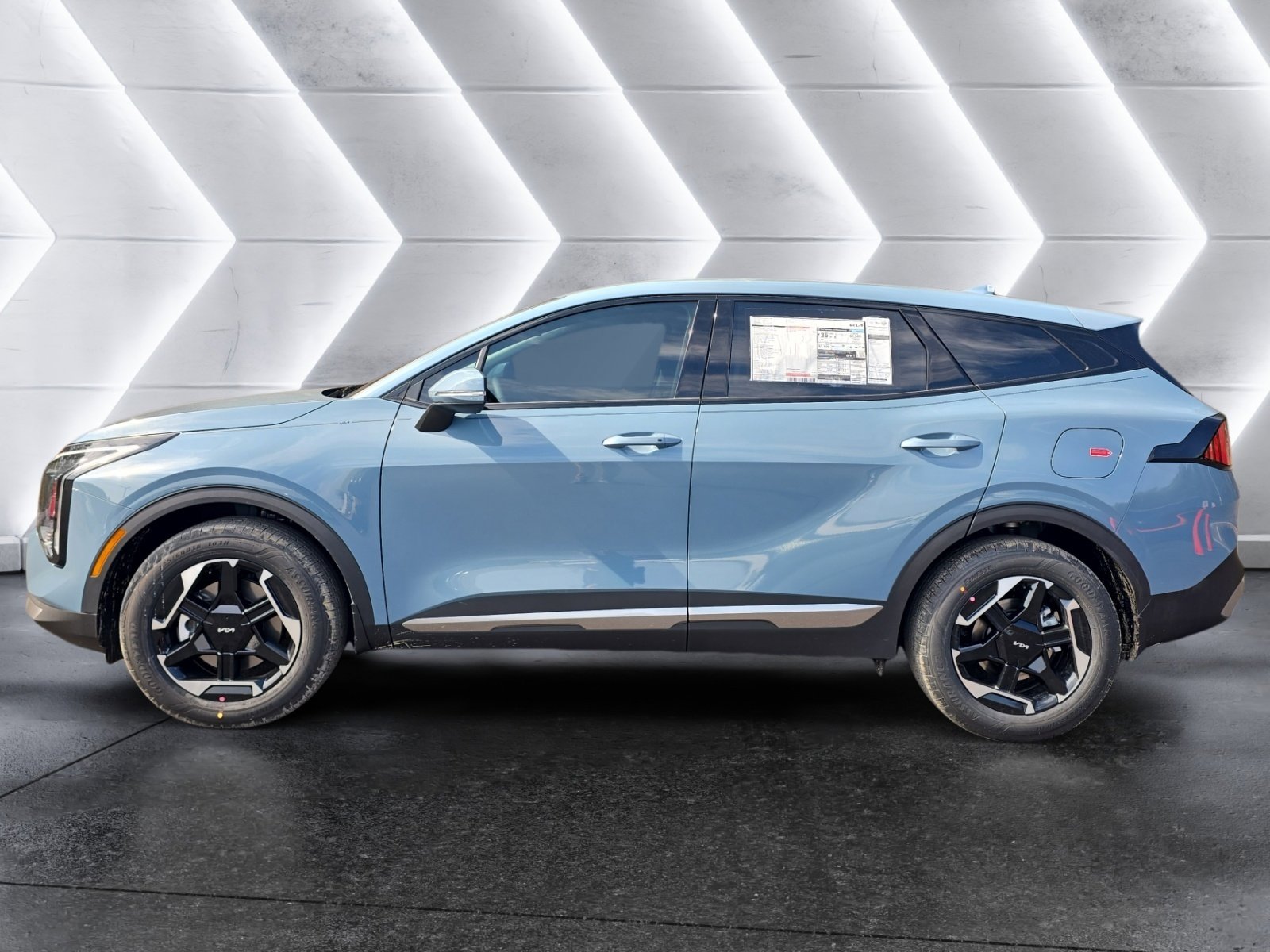 New 2026 Kia Sportage S image 2