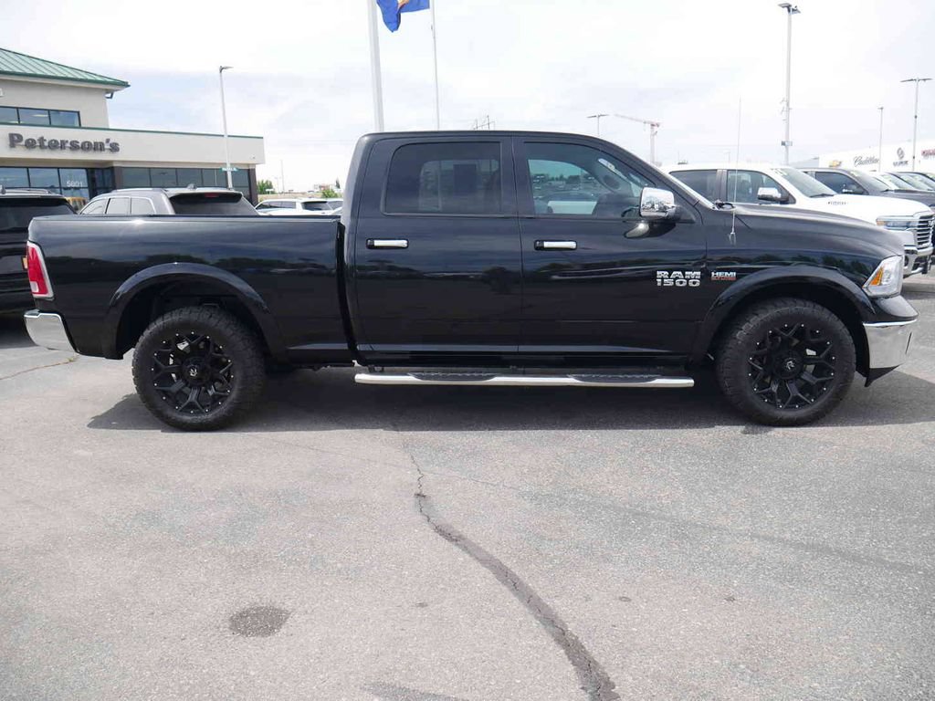 Used 2018 RAM 1500 Laramie w/ Convenience Group AWD/4WD image 24