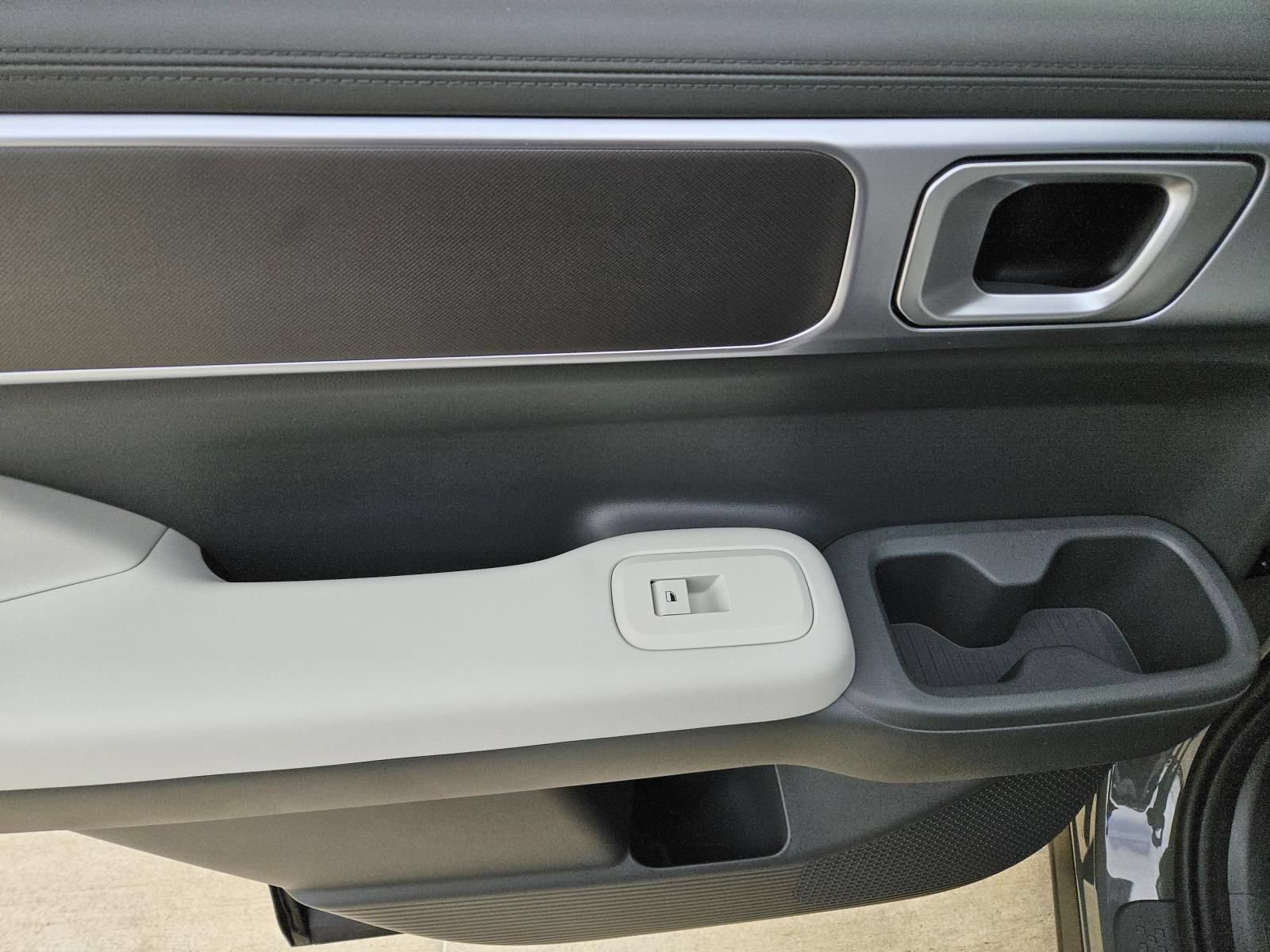 New 2026 Hyundai Santa Fe SE FWD image 14