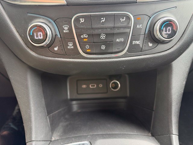 Used 2021 Chevrolet Equinox LT AWD/4WD image 26