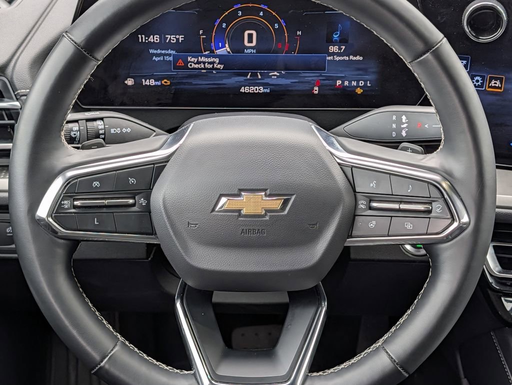 Used 2025 Chevrolet Traverse LT image 13