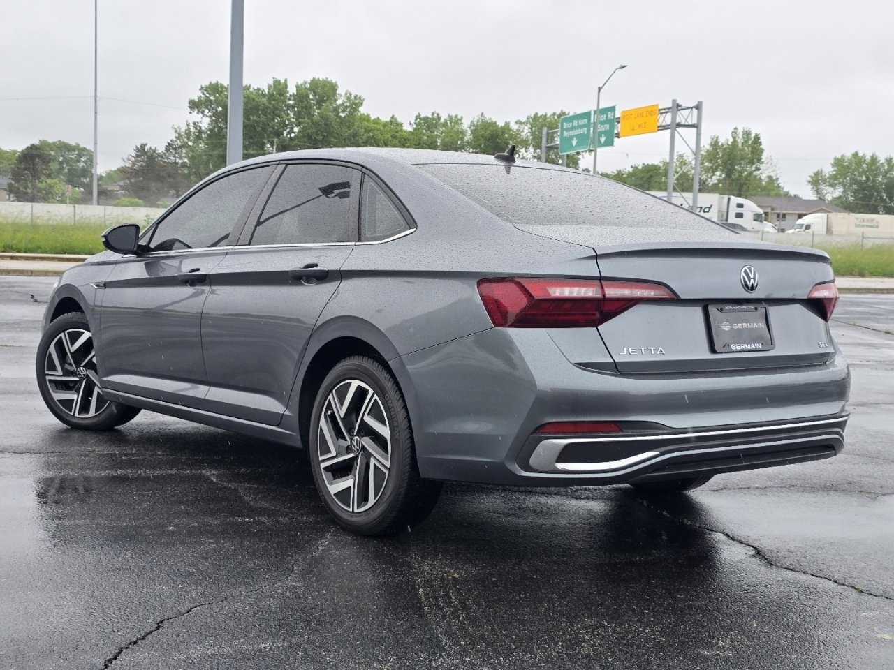 Used 2022 Volkswagen Jetta SEL FWD image 16