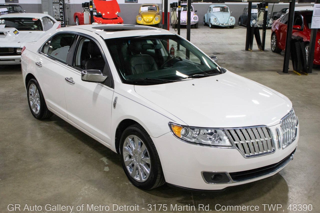 Used 2012 Lincoln MKZ FWD image 9