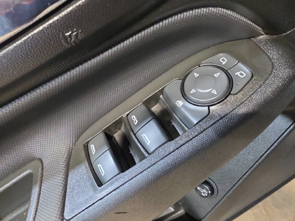 Used 2022 Chevrolet Equinox RS AWD/4WD image 15