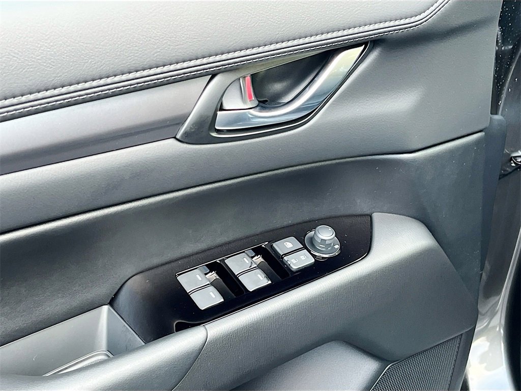 New 2025 MAZDA CX-5 AWD 2.5 S w/ Select Package image 17