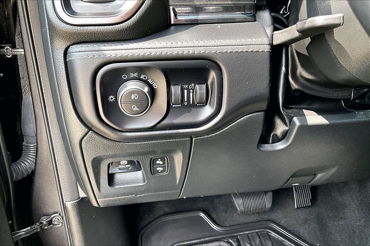 Used 2023 RAM 1500 Limited AWD/4WD image 39