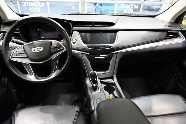 Used 2019 Cadillac XT5 Premium Luxury image 12