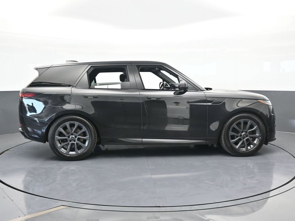 Used 2024 Land Rover Range Rover Sport Dynamic SE image 7