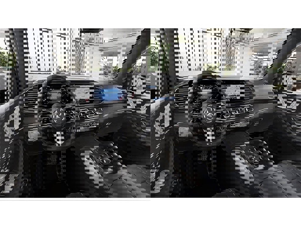 New 2026 Mercedes-Benz GLS 580 4MATIC image 3