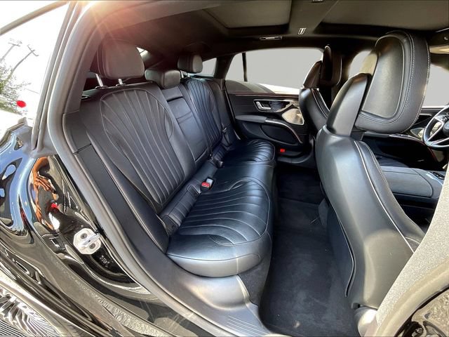 Used 2022 Mercedes-Benz EQS 580 4MATIC Sedan image 27