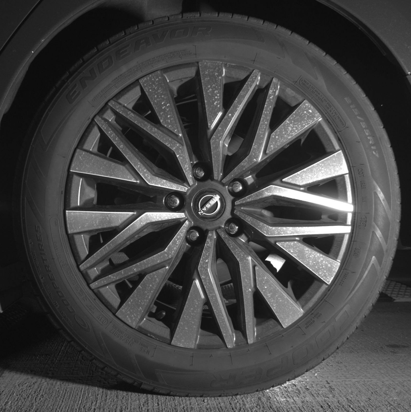 Used 2025 Nissan Altima 2.5 SV FWD image 29