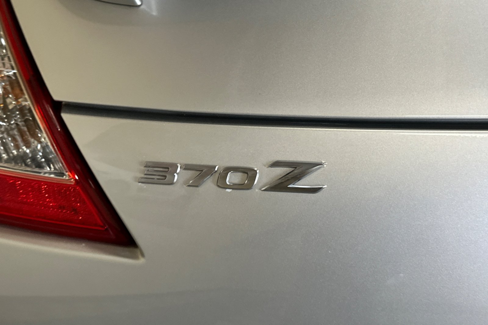 Used 2011 Nissan 370Z Touring w/ Sport Pkg RWD image 41