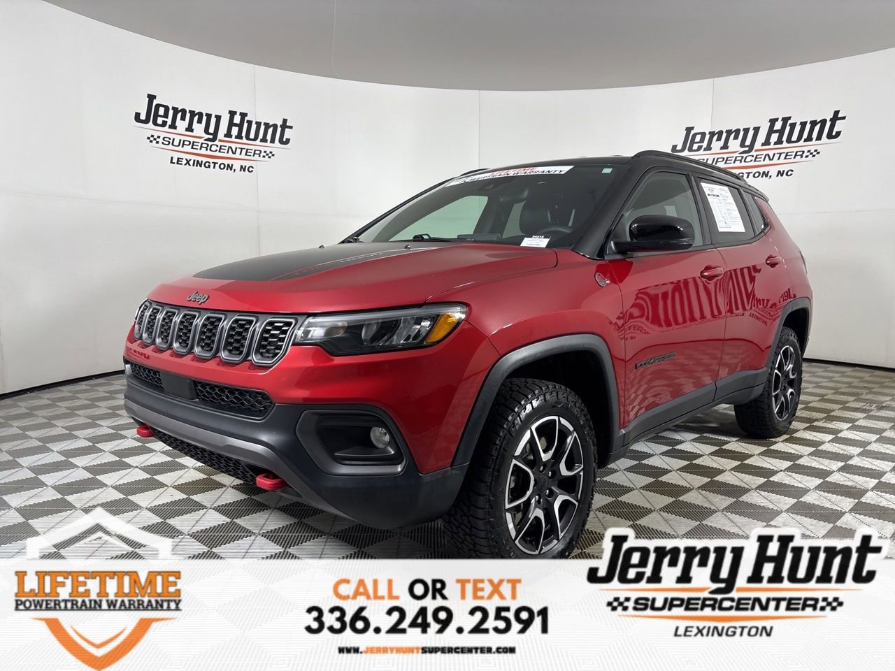 Used 2024 Jeep Compass Trailhawk