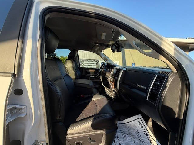 Used 2016 RAM 3500 Laramie w/ Snow Chief Group AWD/4WD image 27