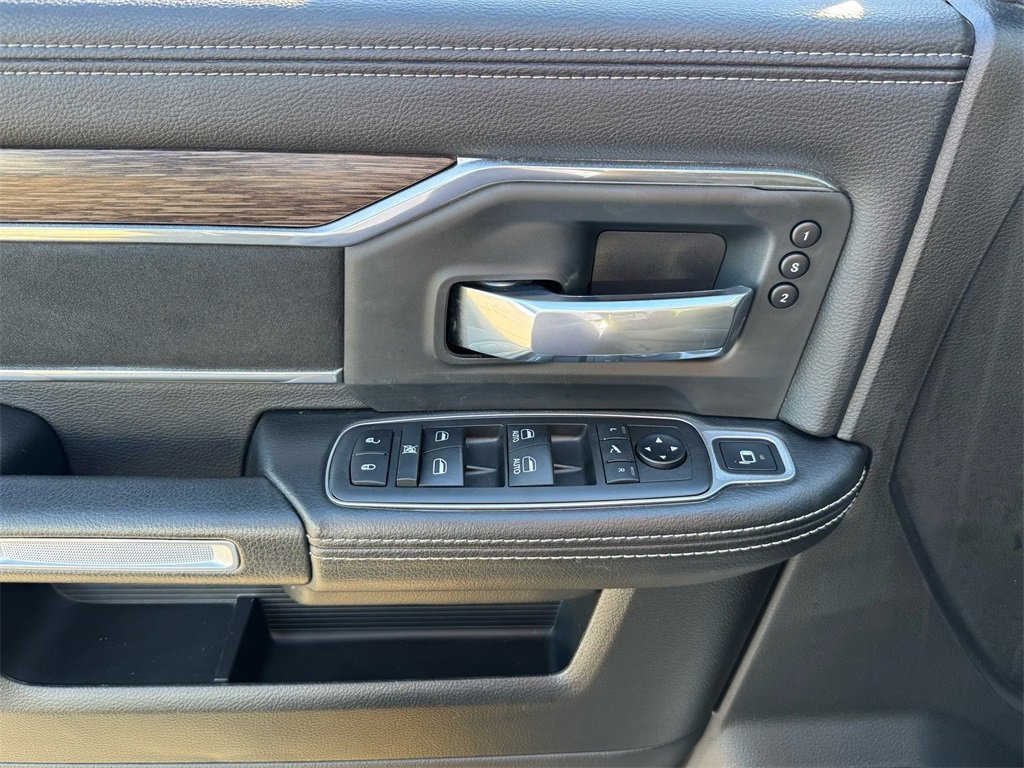 Used 2019 RAM 2500 Laramie image 12