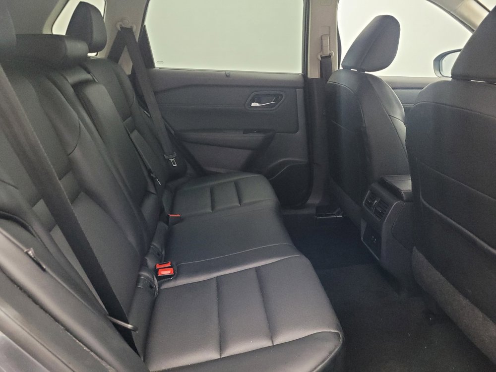 Used 2023 Nissan Rogue SV w/ SV Premium B Package image 19