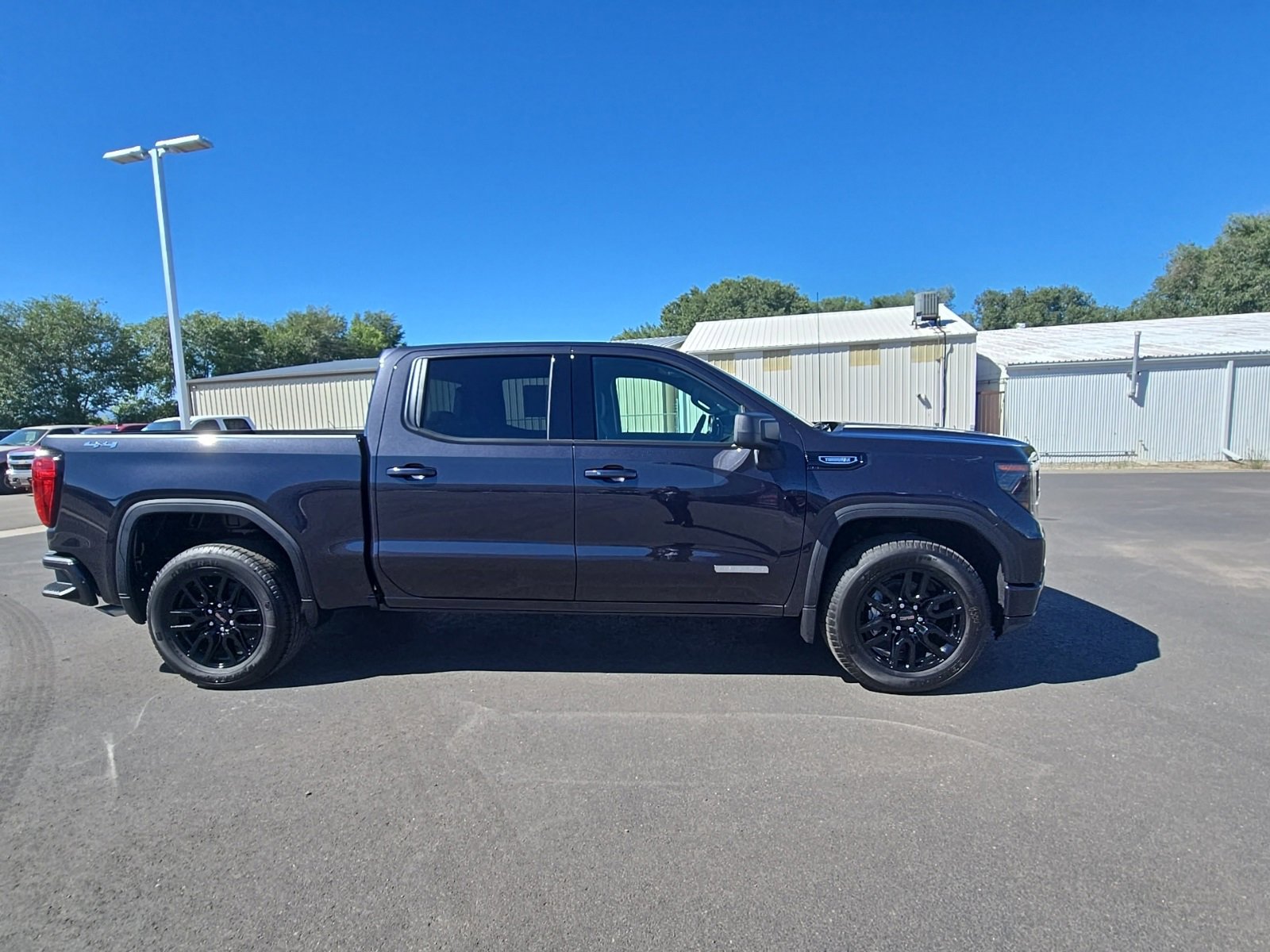 New 2026 GMC Sierra 1500 Elevation image 2