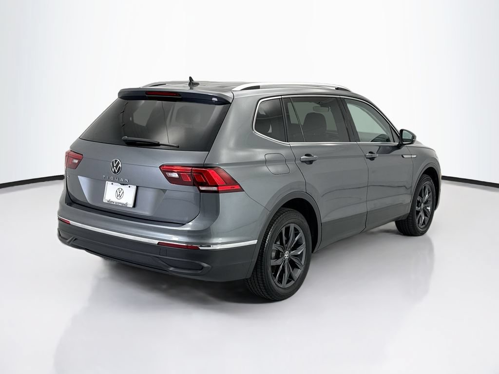 Used 2023 Volkswagen Tiguan SE FWD image 5